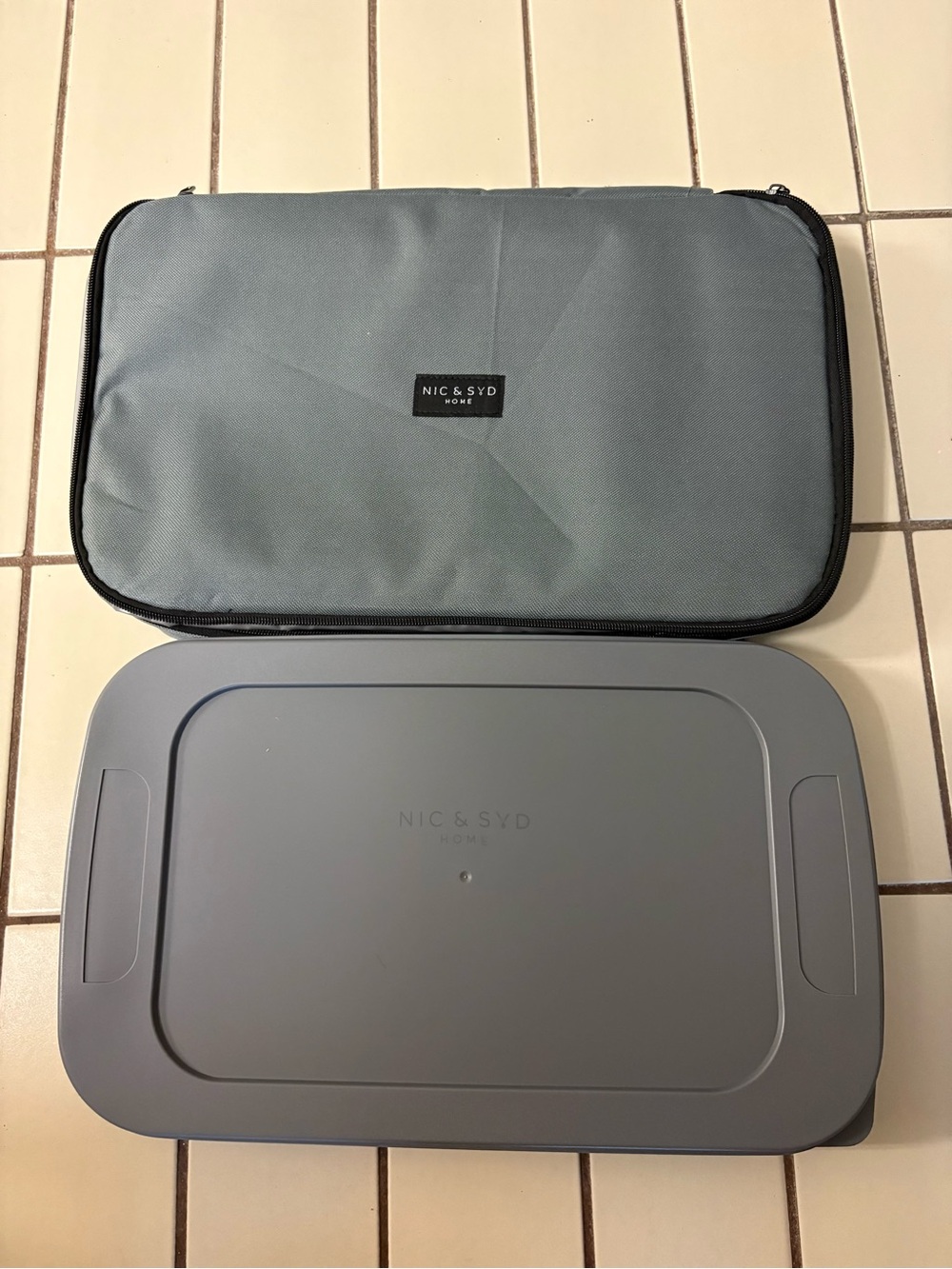 NIC & SYD Casserole Dish with Thermal Carrier 3L